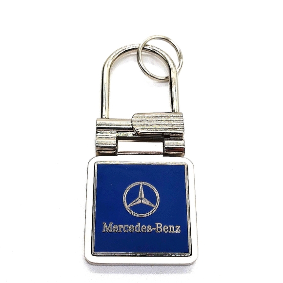 NIB Authentic Mercedes Benz Vintage Keychain Key Fob in Nickel-Oem - Picture 2 of 6